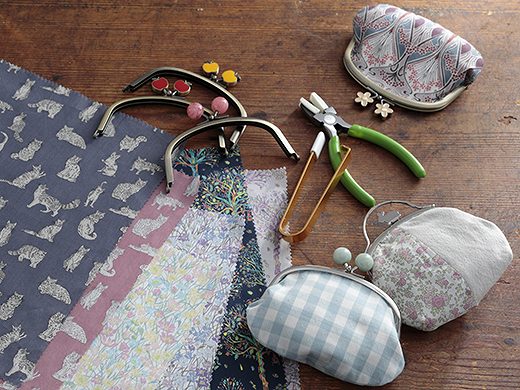 ぴら様専用 シューズ入れ ぴら様専用 シューズ入れ リバティ 生地、編み物、刺繍、刺し子のこと