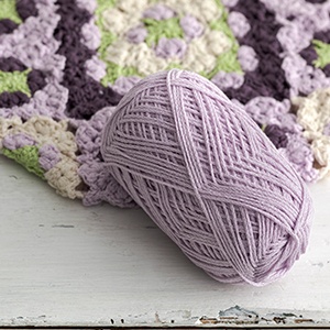 春のニットを楽しむ