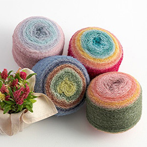 毎月ときめく新しい糸との出会い